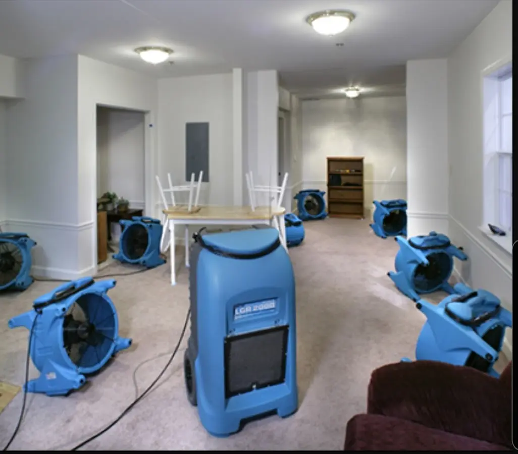 Air movers and dehumidifier setup for Water Extraction & Removal in North Royalton